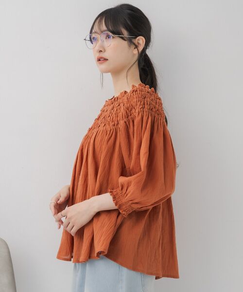 RETRO GIRL(レトロガール)の「ギャザー2wayオフショルBL(シャツ/ブラウス・レディース・オレンジ/オフホワイト/ブラック・FREE)」の11枚目の写真