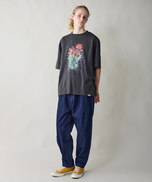 rehacer(レアセル)の「rehacer : Burst Flower Relax Fit T-shirt / バースト フラワー リラックス フィットTシャツ(Tシャツ/カットソー・メンズ・スミクロ/ベージュ/ピンク・SMALL/MEDIUM/LARGE/X-LARGE)」の14枚目の写真