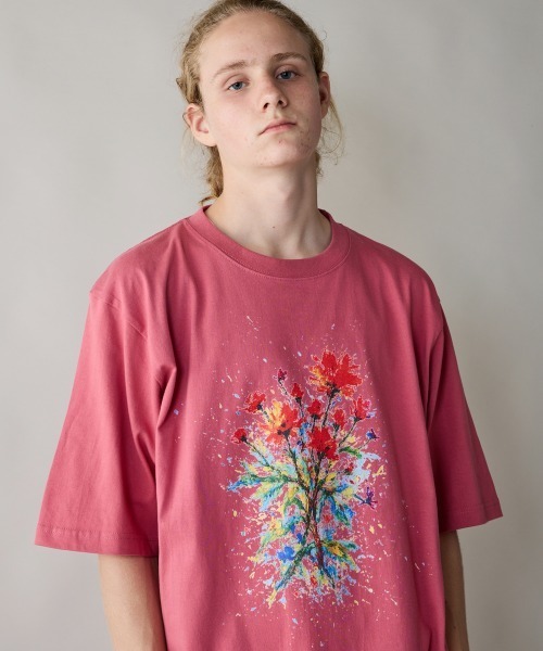 rehacer(レアセル)の「rehacer : Burst Flower Relax Fit T-shirt / バースト フラワー リラックス フィットTシャツ(Tシャツ/カットソー・メンズ・スミクロ/ベージュ/ピンク・SMALL/MEDIUM/LARGE/X-LARGE)」の19枚目の写真