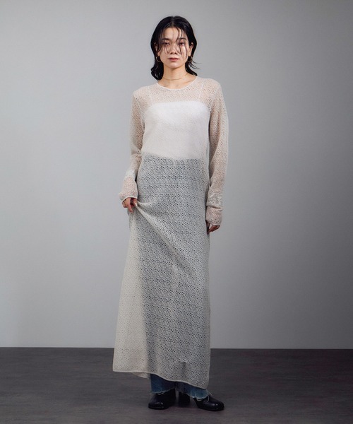 SALON adam et rope'(サロン アダム エ ロペ)の「レースシアーワンピース(ワンピース・レディース・ブラック/グレー・FREE)」の2枚目の写真