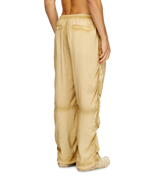 DIESEL(ディーゼル)の「メンズ パンツ P-DAILY(その他パンツ・メンズ・ブラック/ライトブラウン・44/46/48/50/52/54)」の7枚目の写真