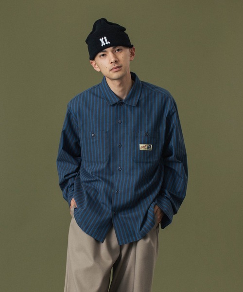 XLARGE（エクストララージ）の「STRIPE WORK SHIRT（シャツ/ブラウス・メンズ・ブルー/オリーブ・S/M/L/XL）」の2枚目の写真