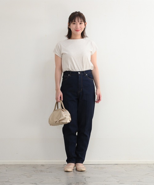 ZOZOMARKET(ゾゾマーケット)の「ZOZOMARKET by Aimeri-テーパードデニムパンツ(デニムパンツ・レディース・ネイビー・マルチサイズ)」の2枚目の写真