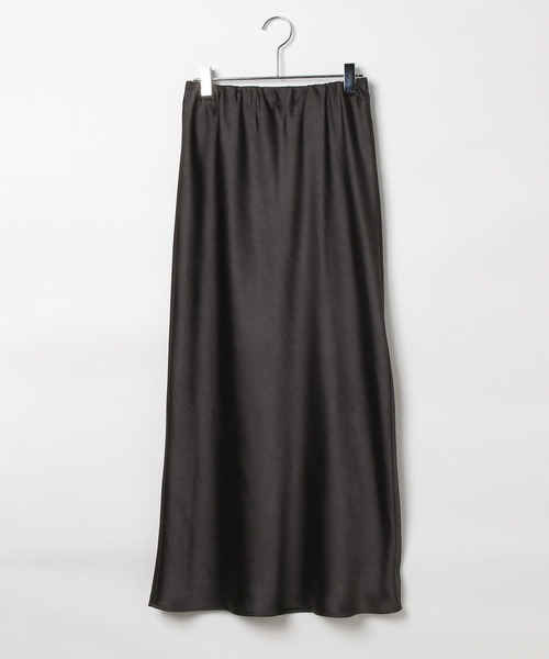 LEPSIM(レプシィム)の「ストレッチサテンスカート 497324(スカート・レディース・チャコールグレー/ブラック/ブラウン/アイボリー/カーキ・FREE/TALL)」の12枚目の写真