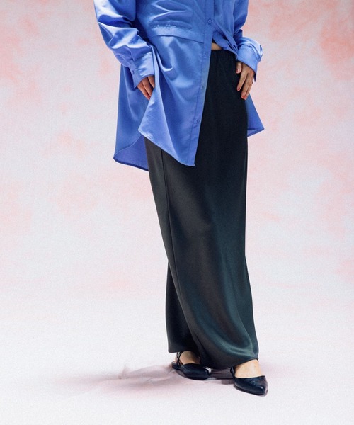 LEPSIM(レプシィム)の「ストレッチサテンスカート 497324(スカート・レディース・チャコールグレー/ブラック/ブラウン/アイボリー/カーキ・FREE/TALL)」の14枚目の写真