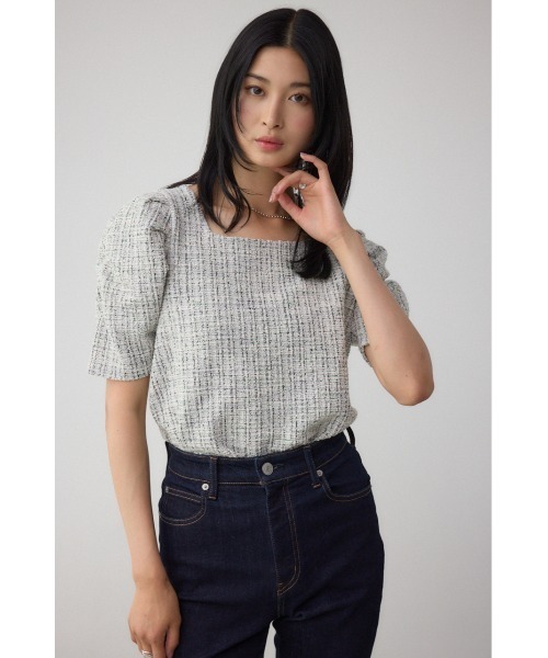AZUL by moussy(アズールバイマウジー)の「カットツイード袖ギャザートップス(Tシャツ/カットソー・レディース・レッド/アイボリー/ブラック・FREE)」の5枚目の写真