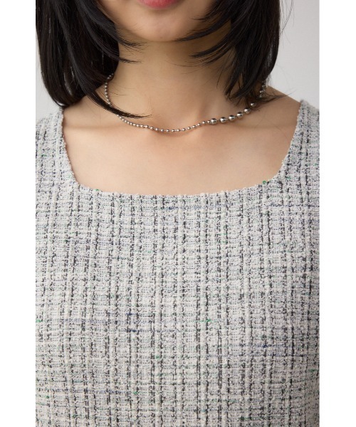 AZUL by moussy(アズールバイマウジー)の「カットツイード袖ギャザートップス(Tシャツ/カットソー・レディース・レッド/アイボリー/ブラック・FREE)」の10枚目の写真