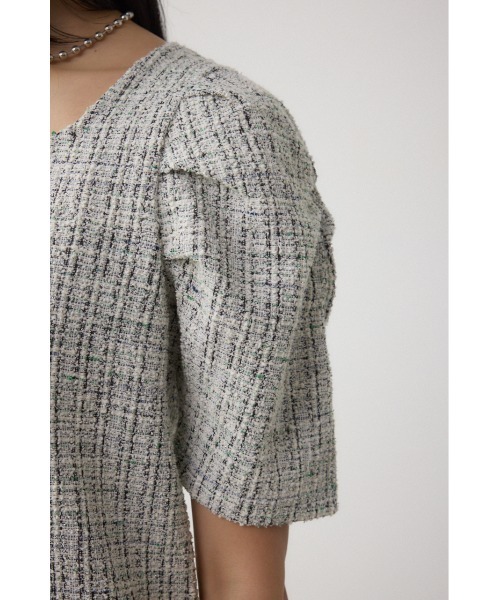 AZUL by moussy(アズールバイマウジー)の「カットツイード袖ギャザートップス(Tシャツ/カットソー・レディース・レッド/アイボリー/ブラック・FREE)」の11枚目の写真