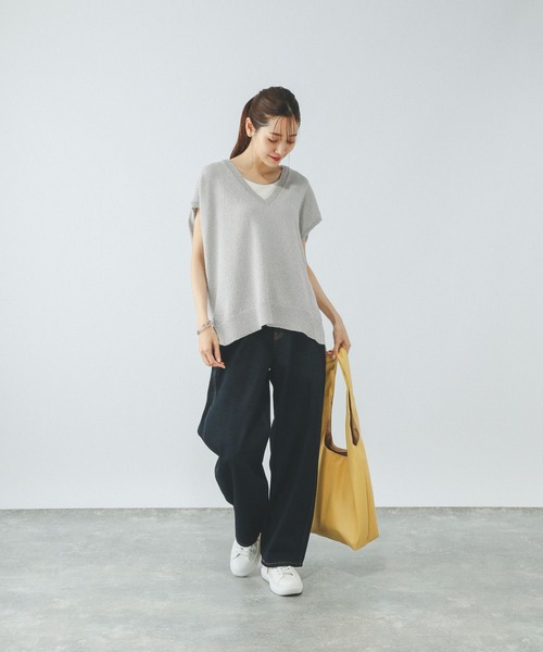 GLOBAL WORK（グローバルワーク）の「Vネックベスト・カップ付きタンクセット/499691（ベスト・レディース・アイボリー/ライトグレー/ブラウン・MEDIUM/LARGE）」の4枚目の写真