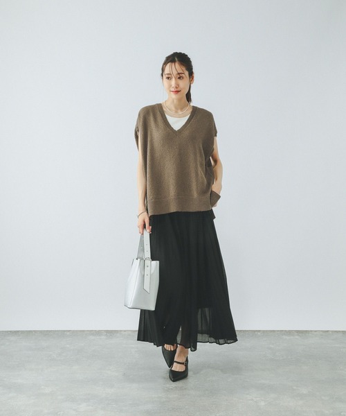 GLOBAL WORK（グローバルワーク）の「Vネックベスト・カップ付きタンクセット/499691（ベスト・レディース・アイボリー/ライトグレー/ブラウン・MEDIUM/LARGE）」の13枚目の写真