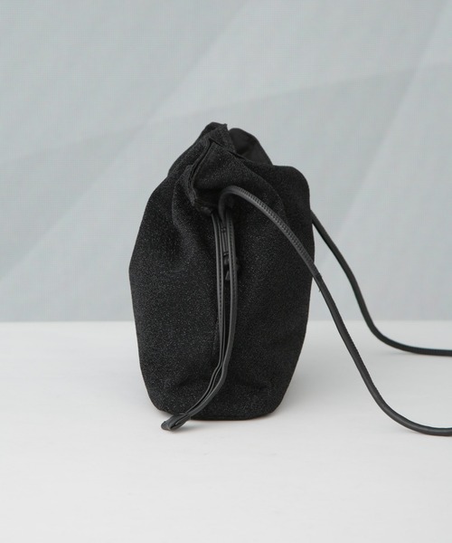 NANO universe（ナノユニバース）の「ラメ巾着ショルダーバッグ（ショルダーバッグ・レディース・ブラック/ブラウン/シルバー・FREE）」の8枚目の写真