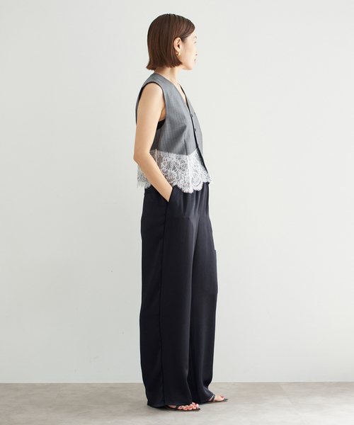 IENA(イエナ)の「《WEB限定/追加》サテンリラックスパンツ(その他パンツ・レディース・アイボリー/ブラック/ネイビー/ブラウン・36/34/38)」の18枚目の写真