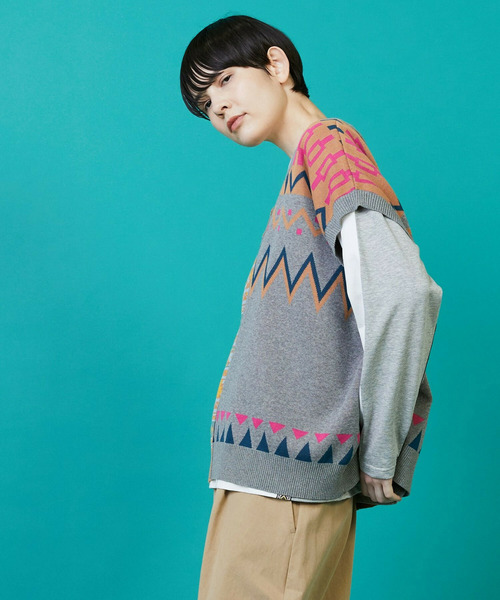 FRAPBOIS（フラボア）の「ノルディーネイティブ ベスト（ベスト・レディース・ブラック/ベージュ・1/2）」の12枚目の写真