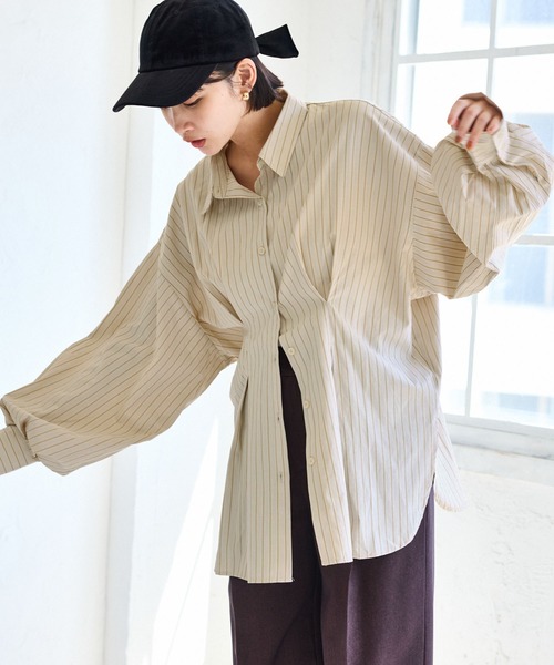 VIS（ビス）の「【WEB/一部店舗限定】ウエストタックオーバーサイズシャツ（シャツ/ブラウス・レディース・ベージュ系その他/サックスブルー/オフホワイト・FREE）」の10枚目の写真