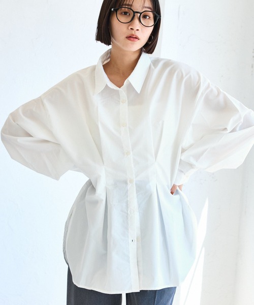 VIS（ビス）の「【WEB/一部店舗限定】ウエストタックオーバーサイズシャツ（シャツ/ブラウス・レディース・ベージュ系その他/サックスブルー/オフホワイト・FREE）」の16枚目の写真