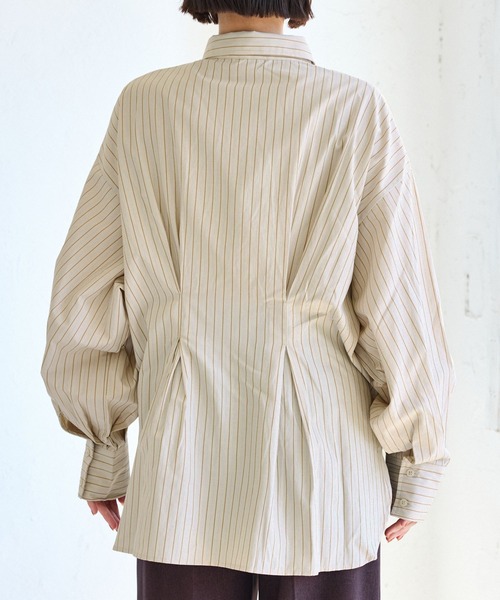 VIS（ビス）の「【WEB/一部店舗限定】ウエストタックオーバーサイズシャツ（シャツ/ブラウス・レディース・ベージュ系その他/サックスブルー/オフホワイト・FREE）」の19枚目の写真