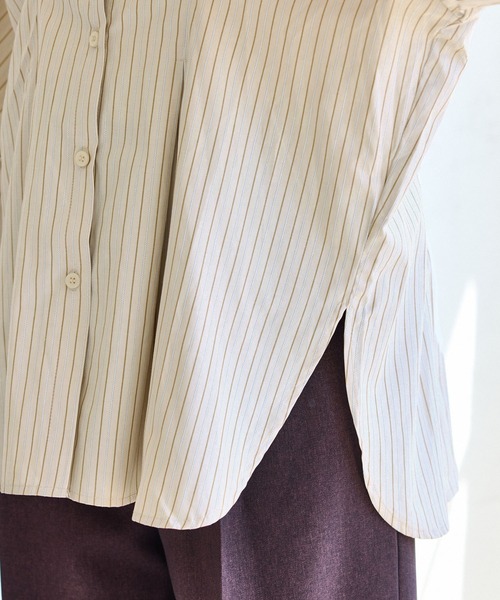 VIS（ビス）の「【WEB/一部店舗限定】ウエストタックオーバーサイズシャツ（シャツ/ブラウス・レディース・ベージュ系その他/サックスブルー/オフホワイト・FREE）」の22枚目の写真