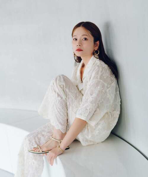 URBAN RESEARCH Sonny Label（アーバンリサーチサニーレーベル）の「NaokoTakayamaスパンコールシャツジャケット（その他アウター・レディース・オフホワイト・FREE）」の20枚目の写真