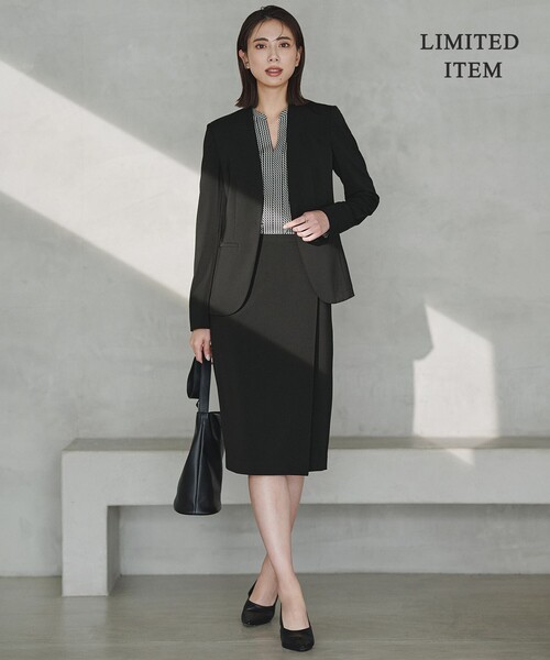 ICB(アイシービー)の「BackSatinAmunzen キーネックブラウス(シャツ/ブラウス・レディース・ブラック系5/ブラック系3/サックスブルー系/ライトイエロー系5/ローズ系/アイボリー系/ベージュ系その他/ネイビー/ブラック系その他/スモーキーグリーン系・X-LARGE/LARGE)」の11枚目の写真