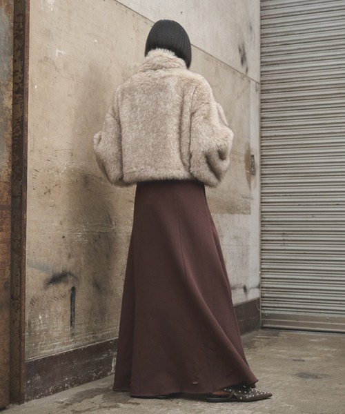 AIC.（エーアイシー）の「ボリュームファースタンドショートブルゾン（ブルゾン・レディース・その他2/その他1/その他3・FREE）」の4枚目の写真