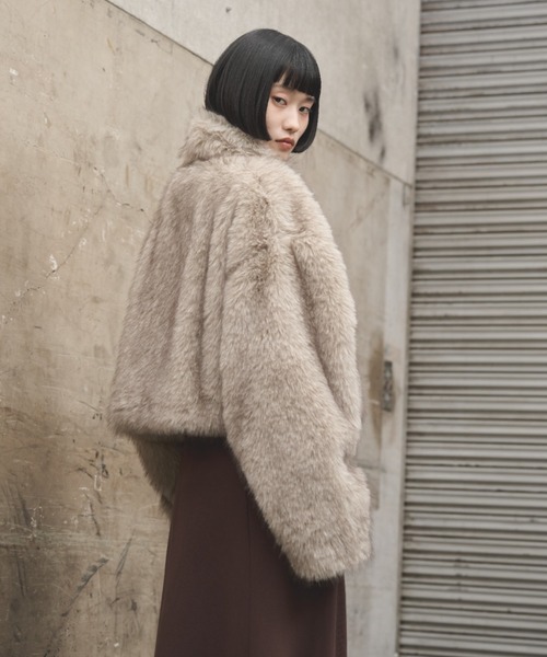 ボリュームファースタンドショートブルゾン（ブルゾン）｜AIC