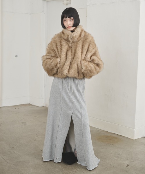 ボリュームファースタンドショートブルゾン（ブルゾン）｜AIC