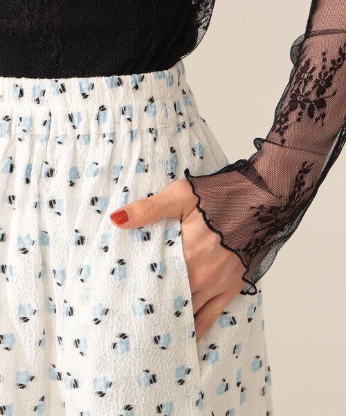 CAROLINA GLASER（カロリナ グレイサー）の「フラワー サイドリボン スカート（スカート・レディース・ホワイト/ブラック・MEDIUM/SMALL）」の6枚目の写真