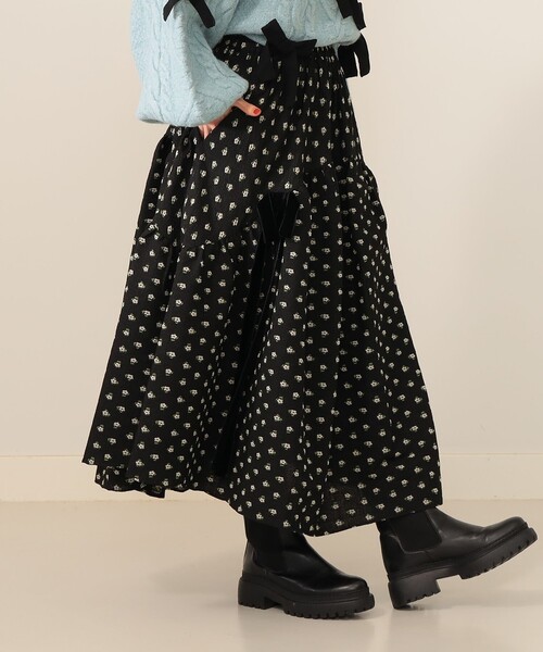 CAROLINA GLASER（カロリナ グレイサー）の「フラワー サイドリボン スカート（スカート・レディース・ホワイト/ブラック・MEDIUM/SMALL）」の4枚目の写真