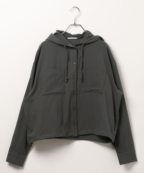 BAYFLOW（ベイフロー）の「[夏から秋口の羽織りに]シャツパーカー（シャツ/ブラウス・レディース・オフホワイト/チャコール/テラコッタ・FREE）」の5枚目の写真