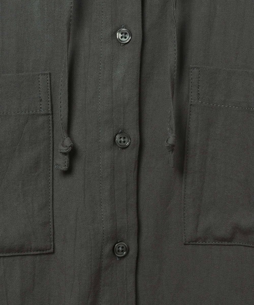 BAYFLOW（ベイフロー）の「[夏から秋口の羽織りに]シャツパーカー（シャツ/ブラウス・レディース・オフホワイト/チャコール/テラコッタ・FREE）」の16枚目の写真