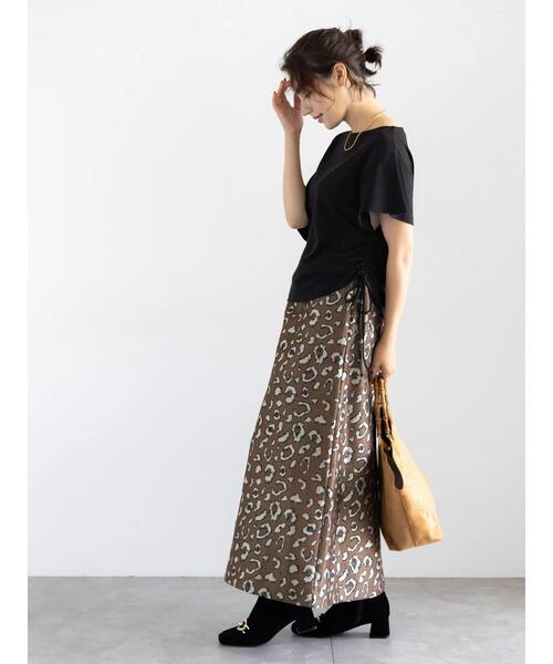 Te chichi(テチチ)の「アシメスリーブプルオーバー(Tシャツ/カットソー・レディース・ピンク/ブラック/ベージュ・F)」の4枚目の写真