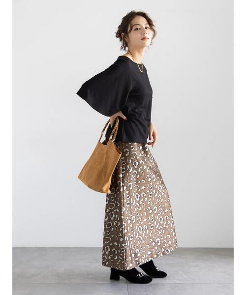 Te chichi(テチチ)の「アシメスリーブプルオーバー(Tシャツ/カットソー・レディース・ピンク/ブラック/ベージュ・F)」の6枚目の写真