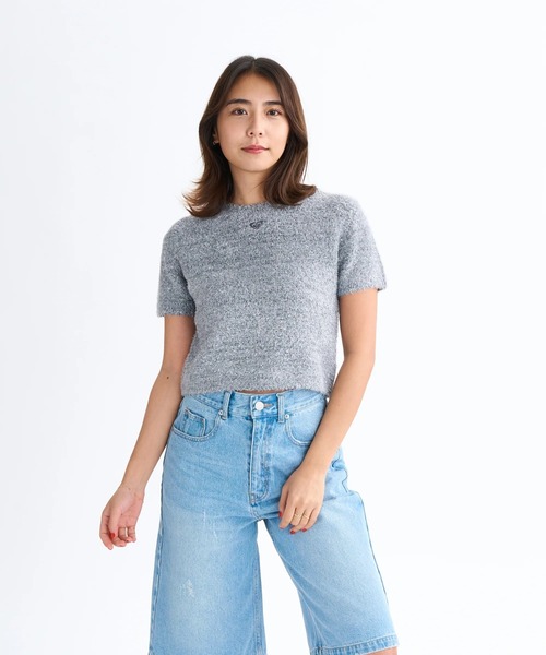 ROXY(ロキシー)の「MAKEUP /ロキシーショート丈ロゴワンポイント半袖シャギーニット(ニット/セーター・レディース・ピンク/グリーン/グレー・LARGE/MEDIUM/SMALL)」の5枚目の写真