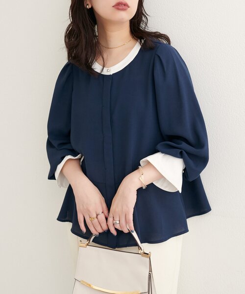 natural couture(ナチュラルクチュール)の「配色ボウタイペプラムブラウス(シャツ/ブラウス・レディース・ネイビー/ブラウン/ホワイト系その他/ベージュ系その他/グレー・FREE)」の18枚目の写真