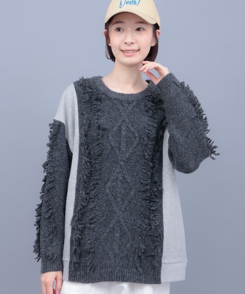 チチカカ（チチカカ）の「ケーブルフリンジコンビプルオーバー（ニット/セーター・レディース・オレンジ/ベージュ/チャコールグレー・FREE）」の2枚目の写真