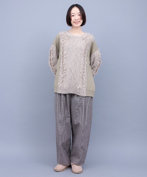 チチカカ（チチカカ）の「ケーブルフリンジコンビプルオーバー（ニット/セーター・レディース・オレンジ/ベージュ/チャコールグレー・FREE）」の5枚目の写真