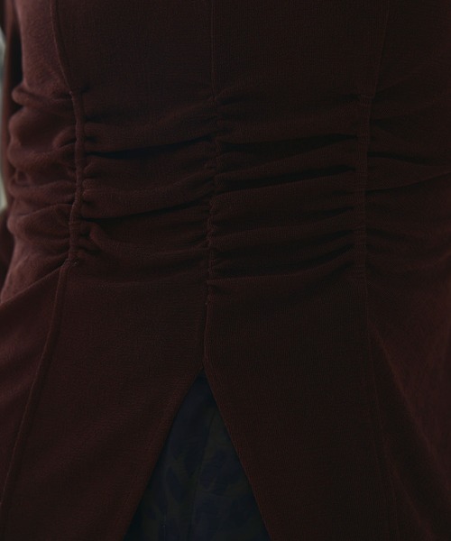 ELLEgirl（エルガール）の「フロントスリットシャーリングデザイントップス【ELLEgirl/エルガール】（Tシャツ/カットソー・レディース・ブラウン/レッド・FREE）」の22枚目の写真