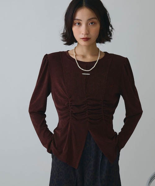 ELLEgirl（エルガール）の「フロントスリットシャーリングデザイントップス【ELLEgirl/エルガール】（Tシャツ/カットソー・レディース・ブラウン/レッド・FREE）」の17枚目の写真