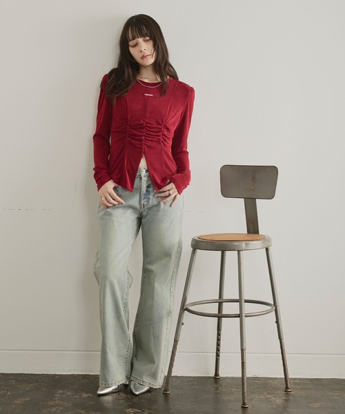 ELLEgirl（エルガール）の「フロントスリットシャーリングデザイントップス【ELLEgirl/エルガール】（Tシャツ/カットソー・レディース・ブラウン/レッド・FREE）」の13枚目の写真