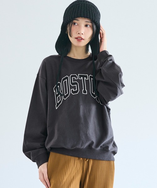 coca(coca)(コカ)の「Tースウェット ワッペンビッグシルエット(スウェット・レディース・ネイビー/チャコール/オートミール/ワイン・L/M/S)」の2枚目の写真
