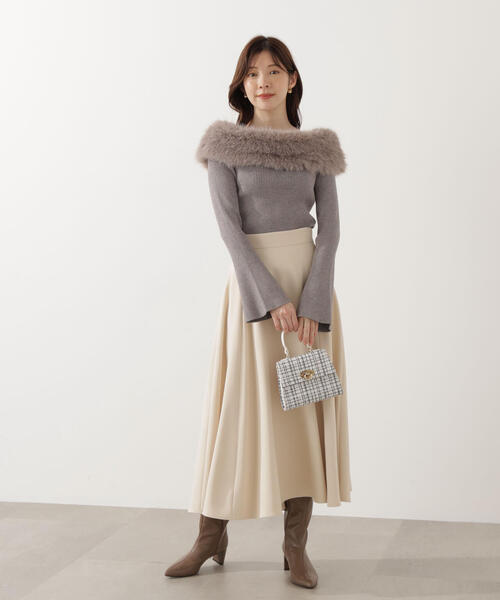 PROPORTION BODY DRESSING(プロポーションボディドレッシング)の「フェイクファー付きオフショルニット / 1215270010(ニット/セーター・レディース・グレー/オフホワイト/ブラウン系その他・FREE)」の10枚目の写真