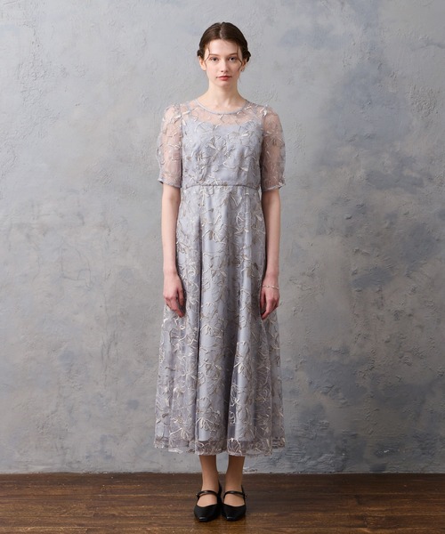 定価22,000円【AIMER】⭐︎試着のみ⭐︎ビオラモチーフスパンコール刺繍 ビオラモチーフスパンコール刺繍ドレス(S グレー): AIMER | エメ