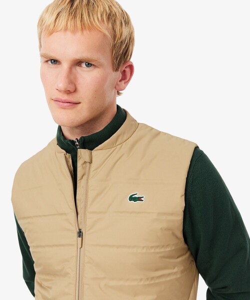 LACOSTE(ラコステ)の「キルティング切り替え中綿ベスト(ダウンベスト・メンズ・ネイビー・48/50/52)」の2枚目の写真
