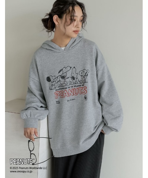 PEANUTS（ピーナッツ）の「[PEANUTS][別注]オーバーサイズフーディー（スウェット・レディース・ホワイト/チャコールグレー/グレー・MEDIUM/LARGE）」の3枚目の写真