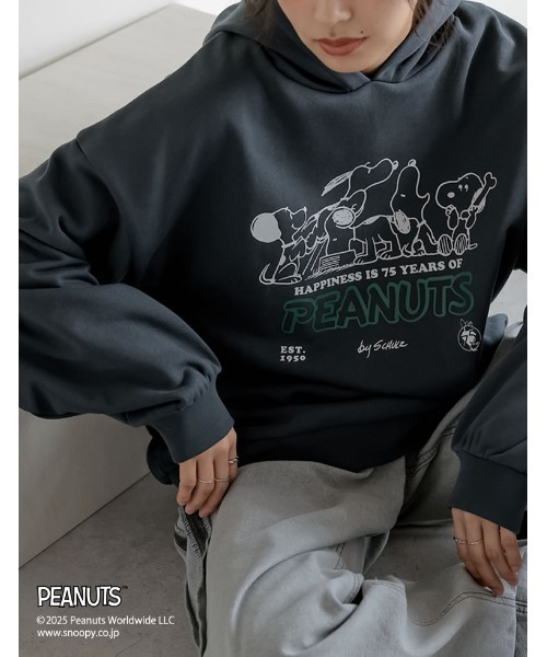 PEANUTS（ピーナッツ）の「[PEANUTS][別注]オーバーサイズフーディー（スウェット・レディース・ホワイト/チャコールグレー/グレー・MEDIUM/LARGE）」の5枚目の写真