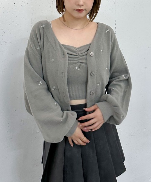 archives(アルシーヴ)の「フラワー刺繍ニットCDアンサンブル(アンサンブル・レディース・チャコールグレー/グレー/モカ/アイボリー・MEDIUM)」の13枚目の写真