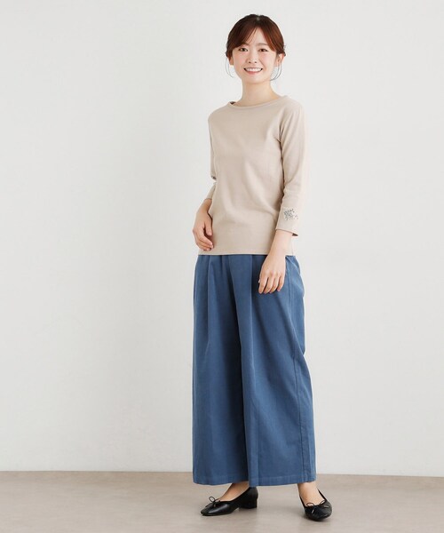 LAURA ASHLEY(ローラアシュレイ)の「【人気アイテム!袖刺繍あり】デラヴェジャージーカットソー(Tシャツ/カットソー・レディース・ブラック/ライトベージュ/レッド系1/オフホワイト・38/40)」の19枚目の写真