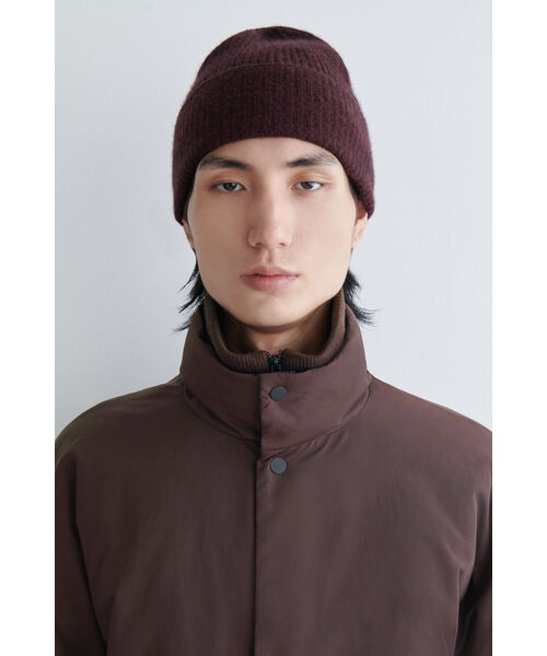 COS(コス)の「ウールカシミヤビーニー(ニットキャップ/ビーニー・レディース・ワイン系/ベージュ・ONESIZE)」の11枚目の写真