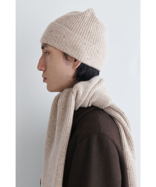 COS(コス)の「ウールカシミヤビーニー(ニットキャップ/ビーニー・レディース・ワイン系/ベージュ・ONESIZE)」の7枚目の写真