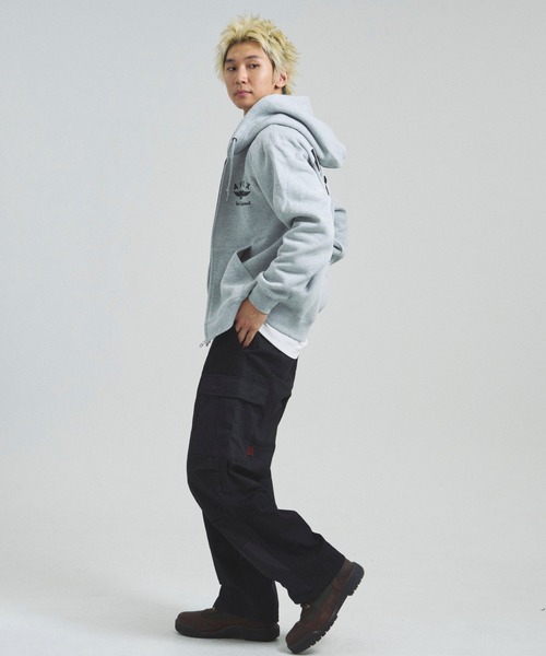 AVIREX（アヴィレックス）の「AVIREX -VARSITY LOGO SWEAT PARKA（パーカー・メンズ・ナチュラル/ブラック・XL/L/M）」の11枚目の写真